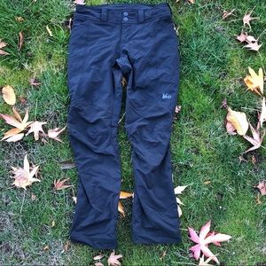 REI Hiking Pants - W’s 2 Petite